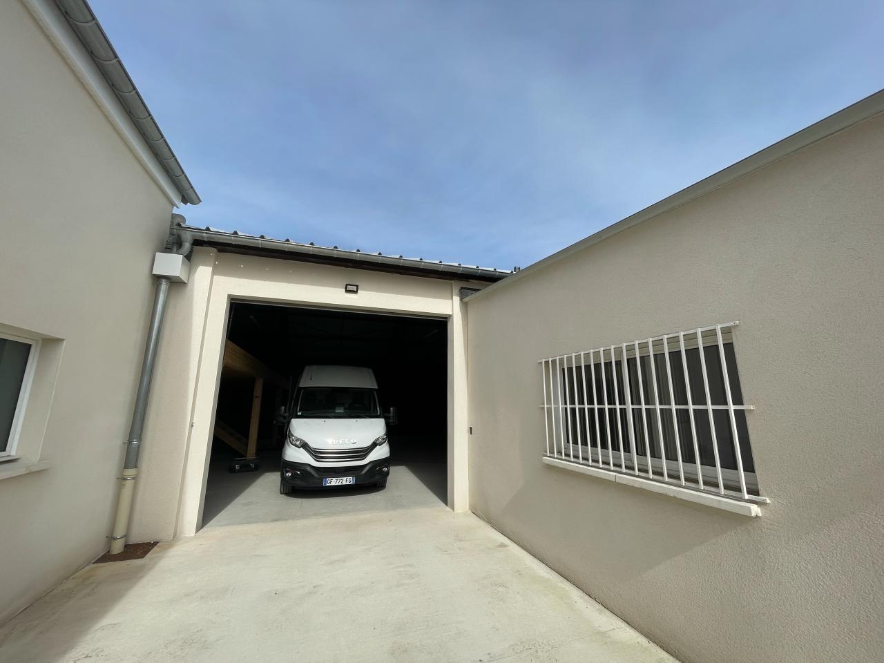 Local d'activité Beaune 422m² Location local d'activité Beaune Côte-d'Or OLACT2531696 1